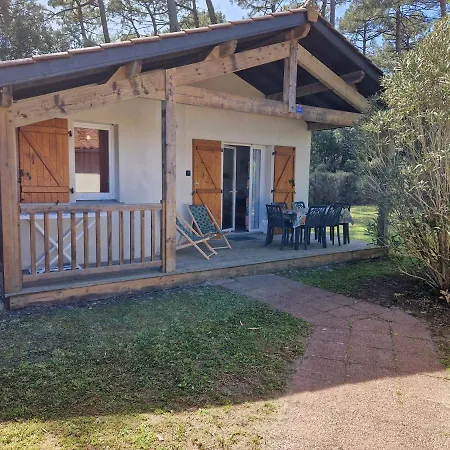 Chalet Chalet T3 Nature Piscine Tennis